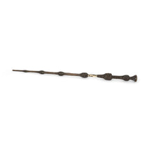 Load image into Gallery viewer, Fantastic Beasts: The Crimes of Grindelwald&trade; Gellert Grindelwald&trade; Wand &amp; Collector&#39;s Box by The Noble Collection
